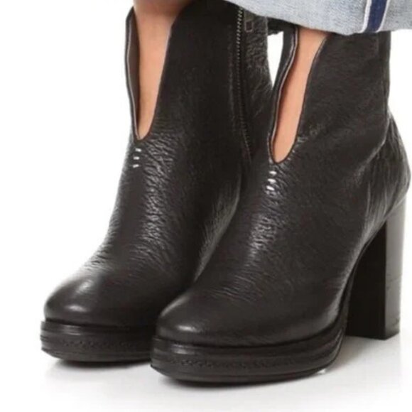Free People FP Collection Bolo Bandit Ankle Boots in Black. SZ 41 - Picture 3 of 3